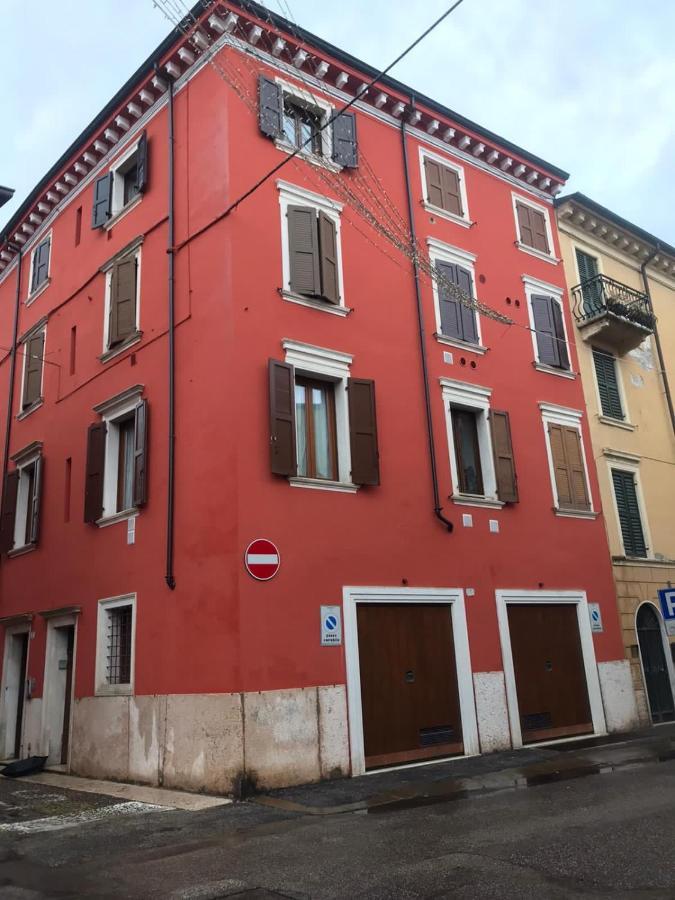 Апартаменты Castelvecchio Loft Верона Экстерьер фото